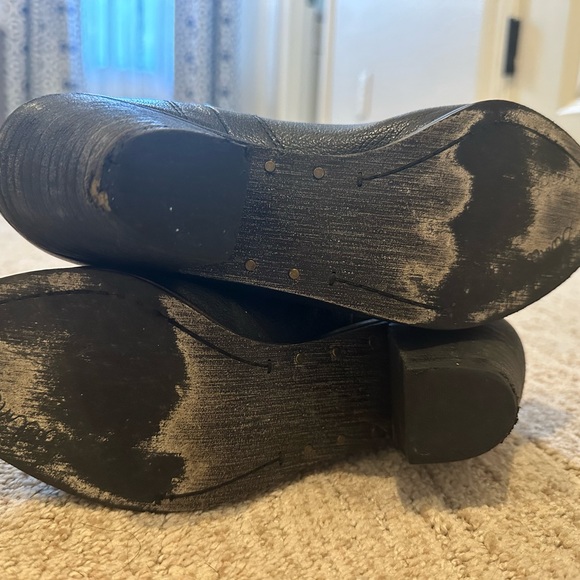 Booties - Picture 5 of 5